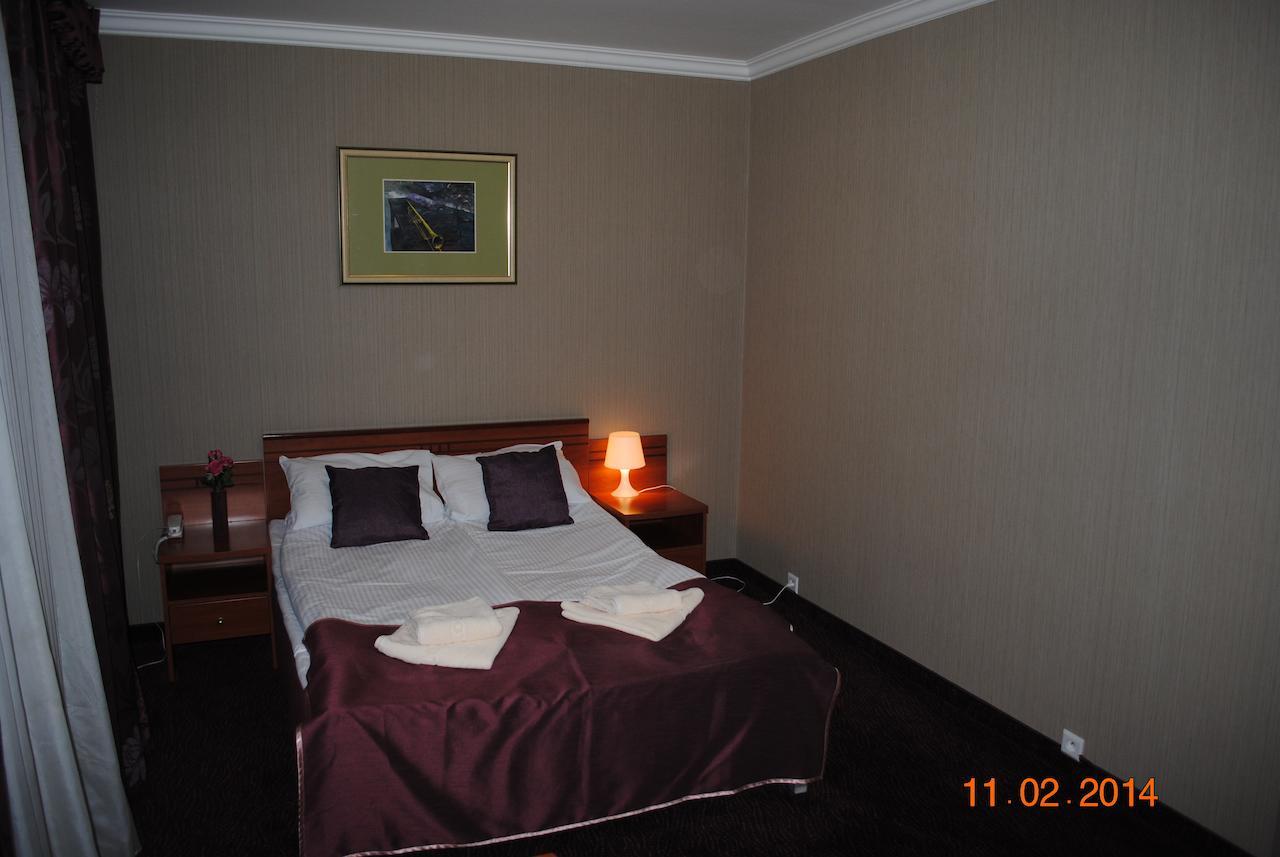 Hotel Zloty Mlyn Polichno Exterior photo