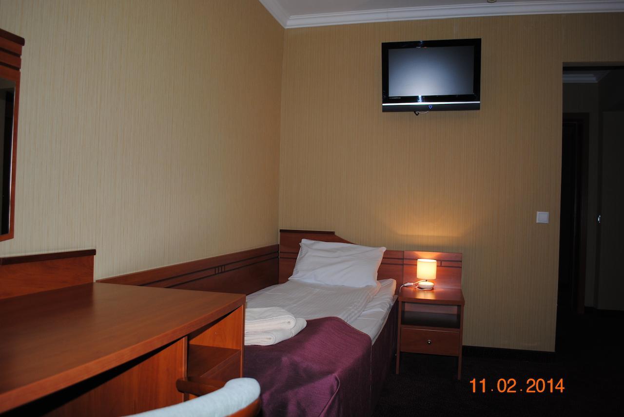 Hotel Zloty Mlyn Polichno Room photo